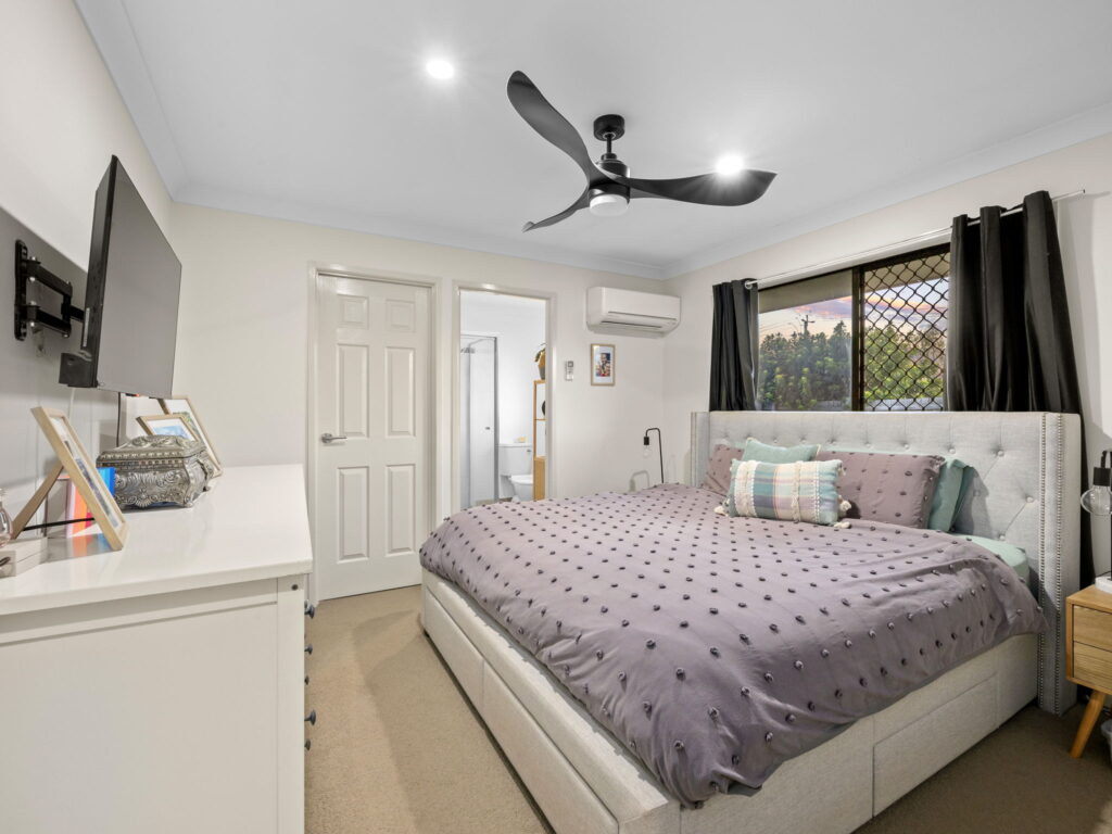 30 Burswood Close, Wulkuraka, QLD 4305