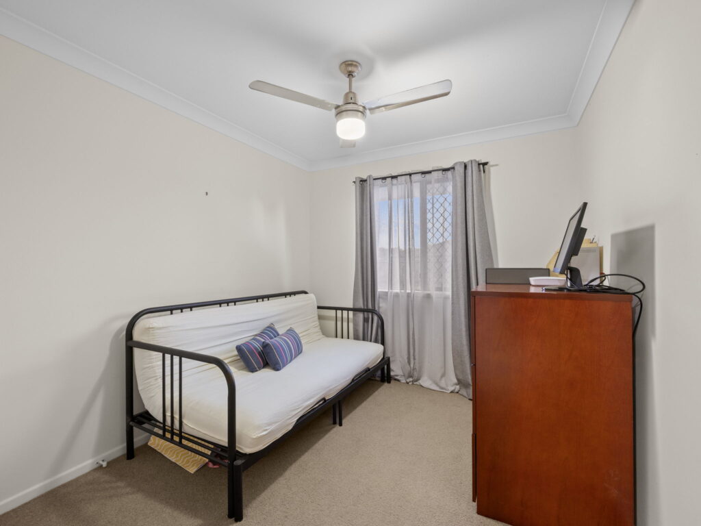 30 Burswood Close, Wulkuraka, QLD 4305