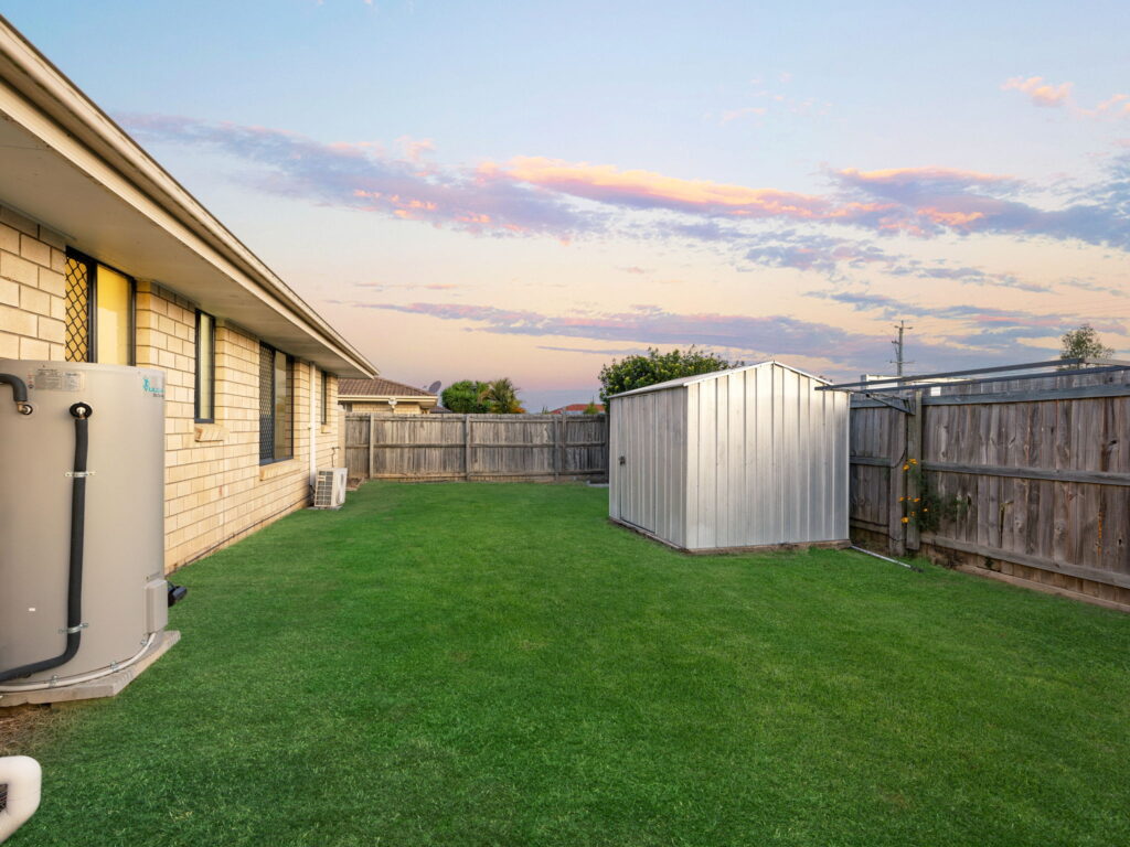 30 Burswood Close, Wulkuraka, QLD 4305