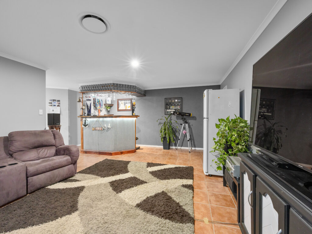 69-75 Willowbank Drive, Willowbank, QLD 4306
