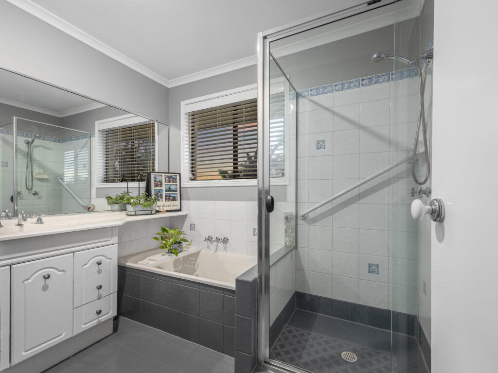 69-75 Willowbank Drive, Willowbank, QLD 4306