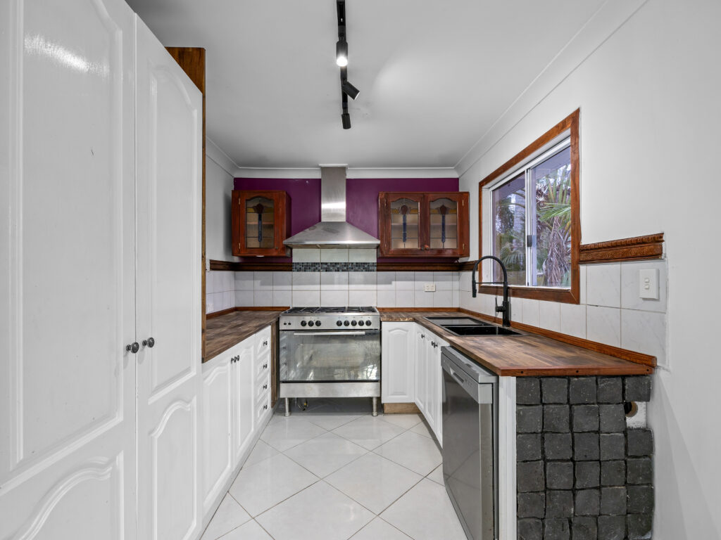 12 Kay Street, North Ipswich, QLD 4305