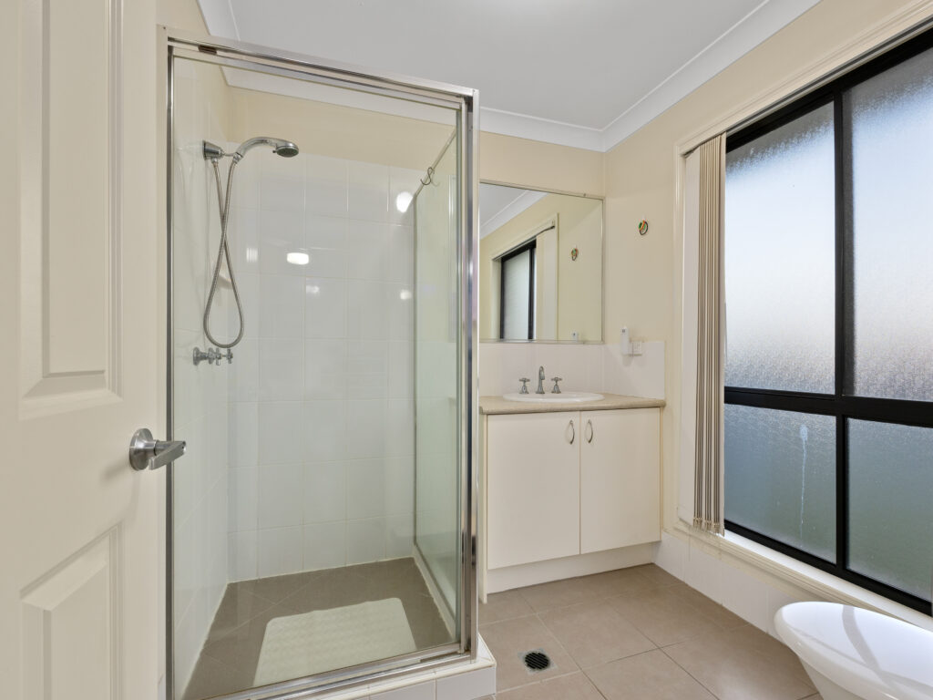 30 Bonogin Court, Redbank Plains, QLD 4301