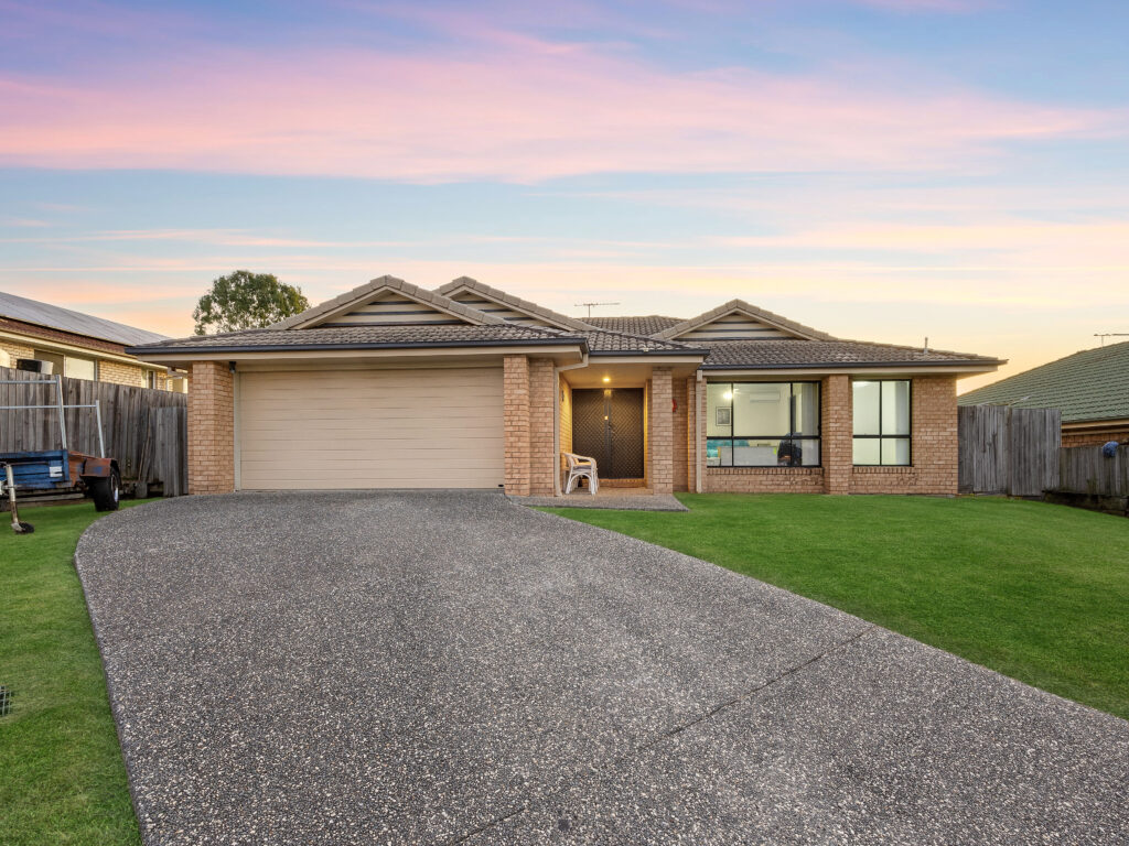 30 Bonogin Court, Redbank Plains, QLD 4301
