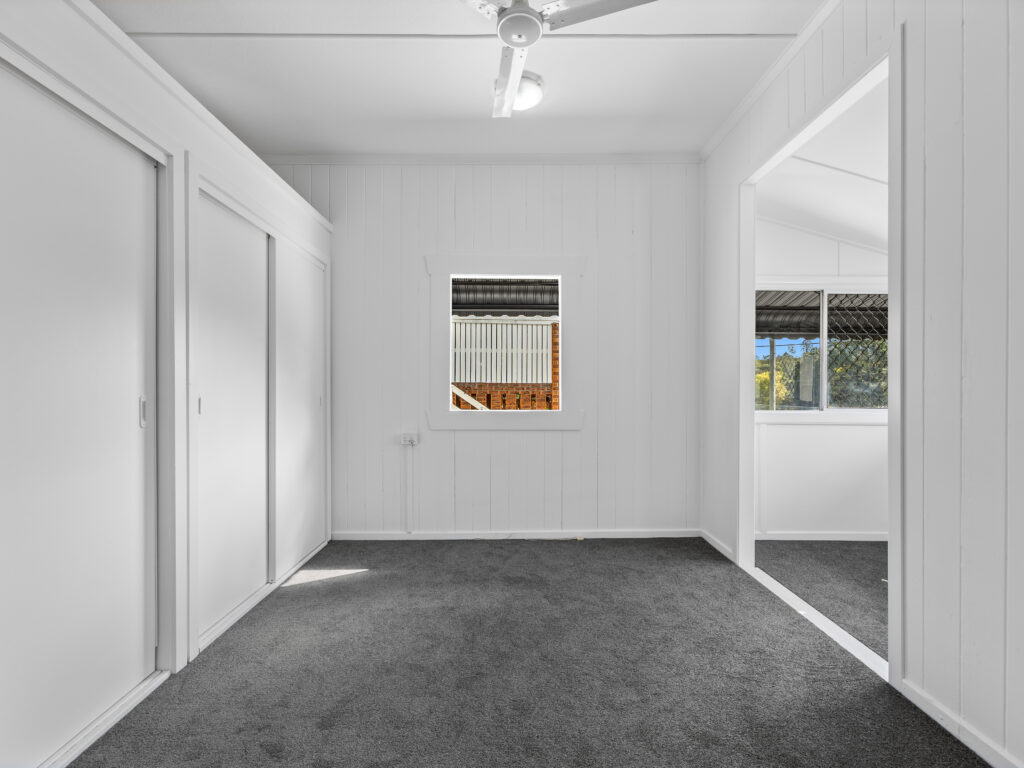 71 Brisbane Road, Bundamba, QLD 4304
