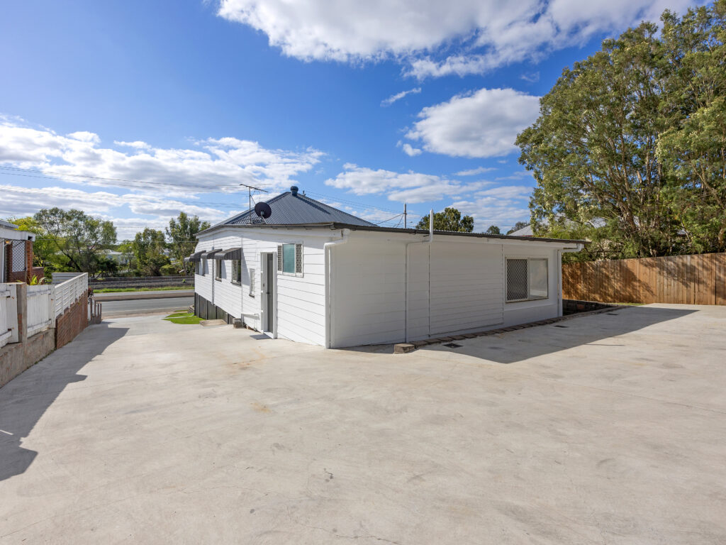 71 Brisbane Road, Bundamba, QLD 4304