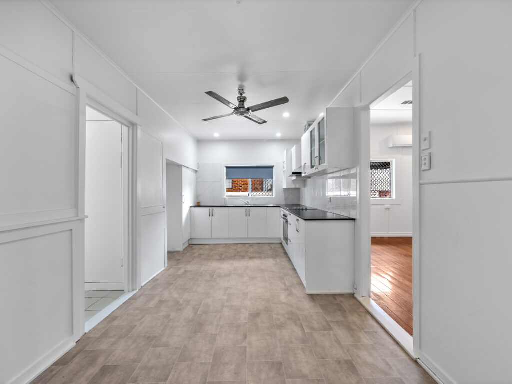 71 Brisbane Road, Bundamba, QLD 4304