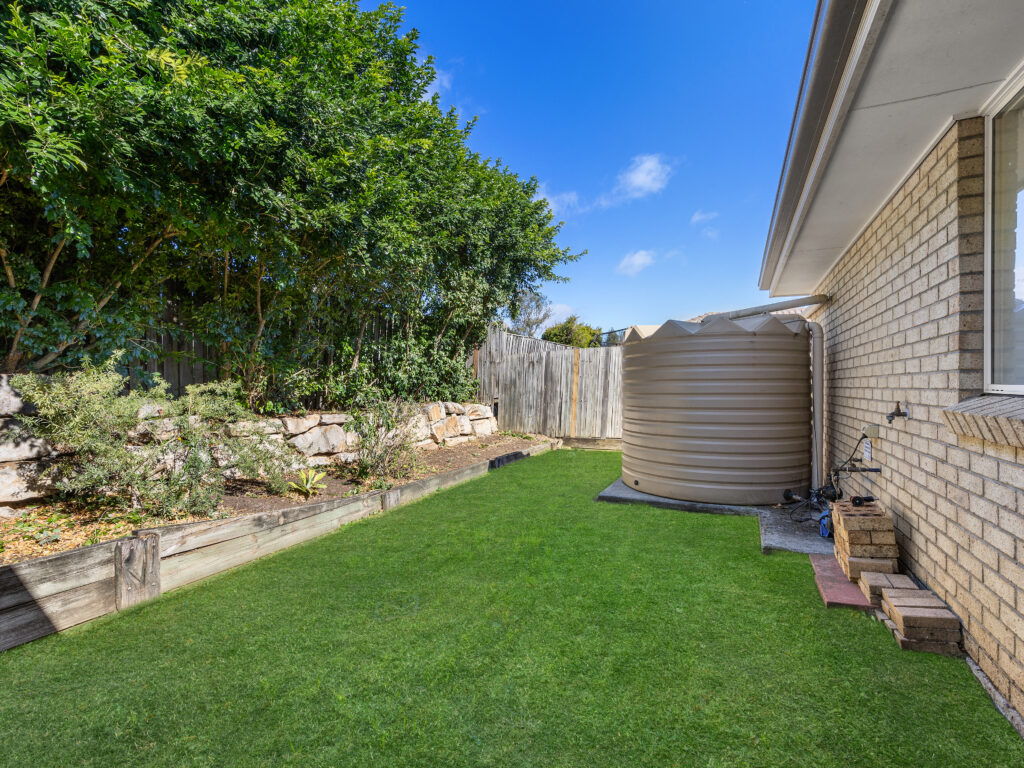 9 Dornoch Crescent, Raceview, QLD 4305