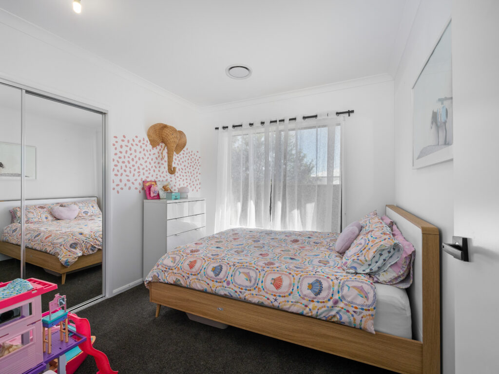 85 Creekwood Circuit, Spring Mountain, QLD 4300