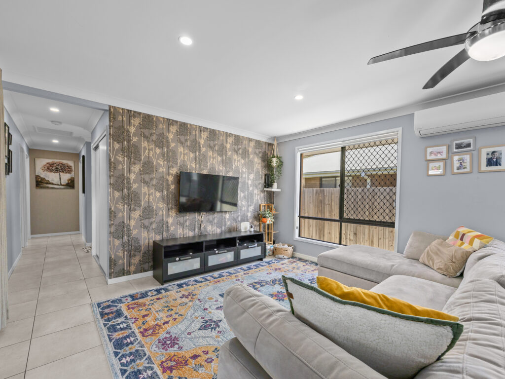 5 Primrose Crescent, Redbank Plains, QLD 4301