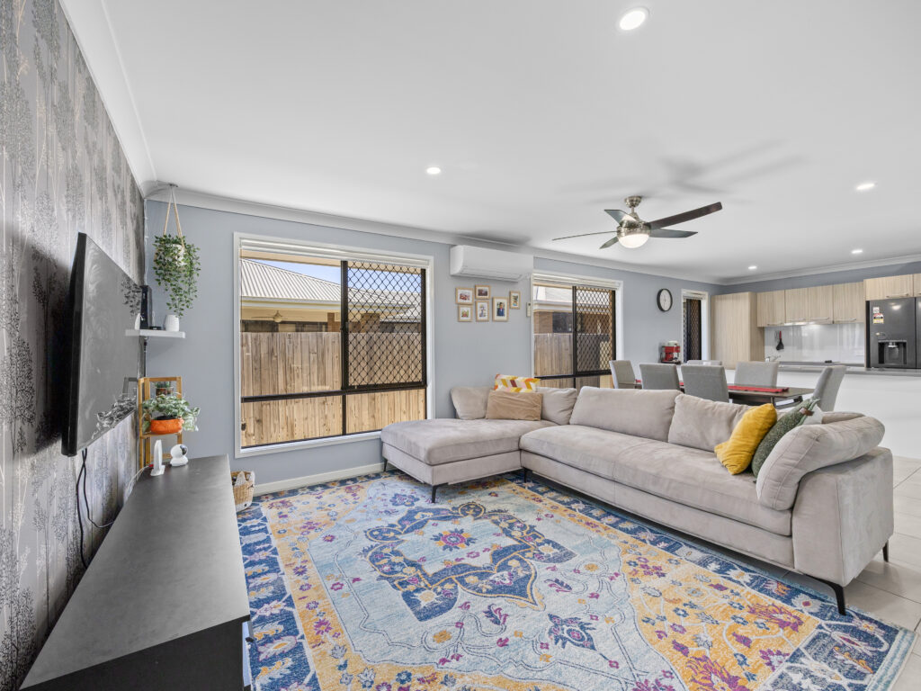 5 Primrose Crescent, Redbank Plains, QLD 4301