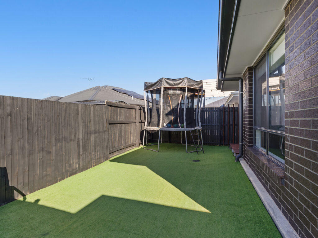 72 Caladenia Street, Deebing Heights, QLD 4306