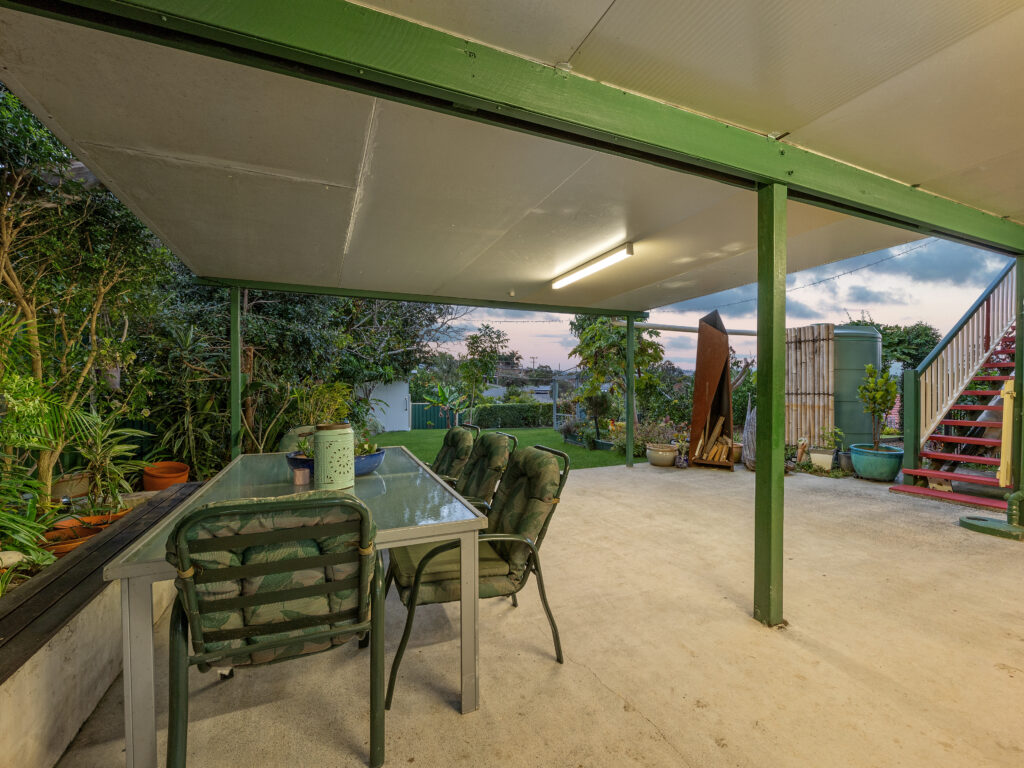 52 Wantana Crescent, Edens Landing, QLD 4207
