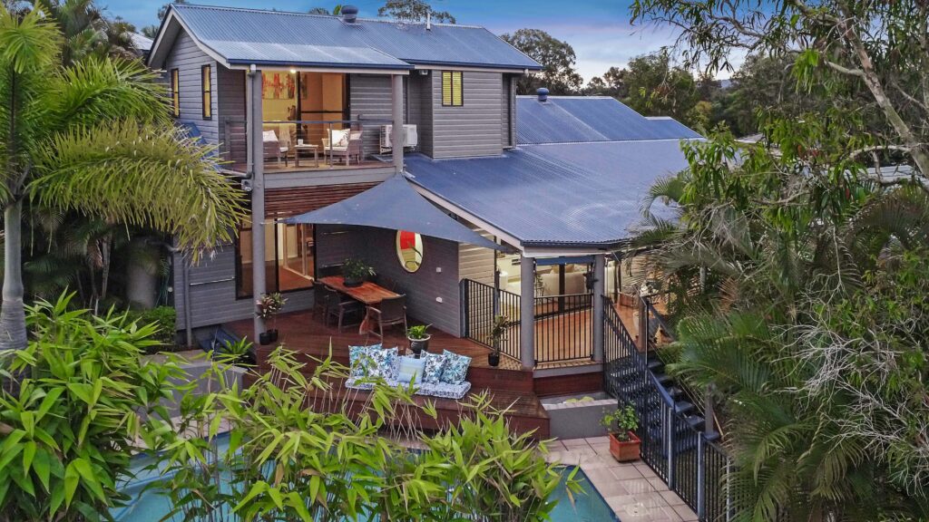 1 Natone Court, Sinnamon Park QLD 4073