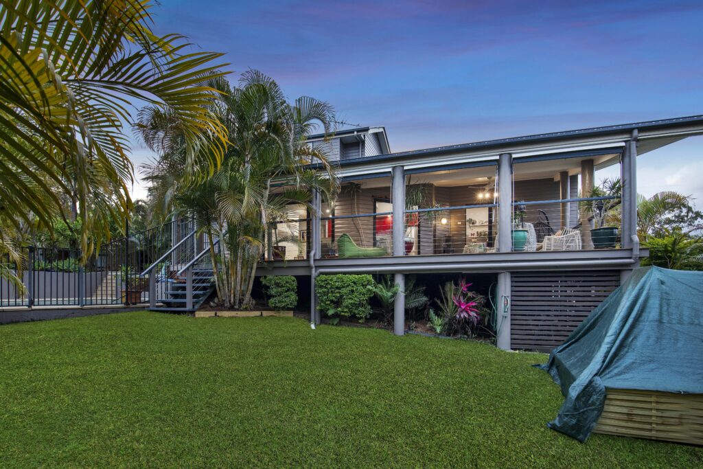 1 Natone Court, Sinnamon Park QLD 4073
