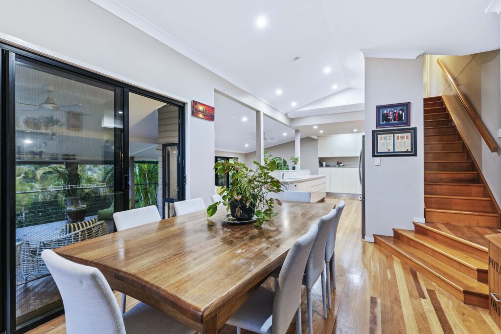1 Natone Court, Sinnamon Park QLD 4073