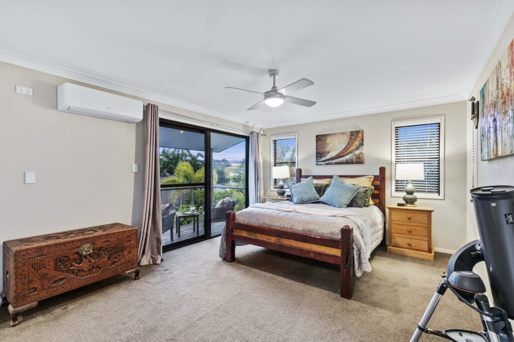 1 Natone Court, Sinnamon Park QLD 4073