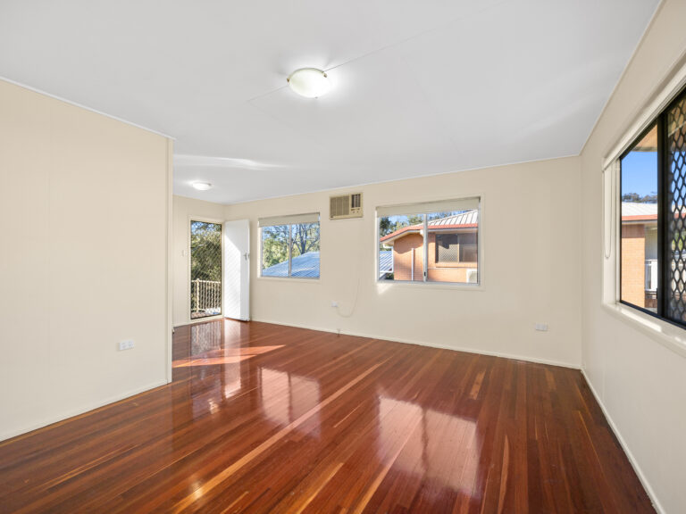 20 Geraldine Avenue, North Ipswich QLD 4305