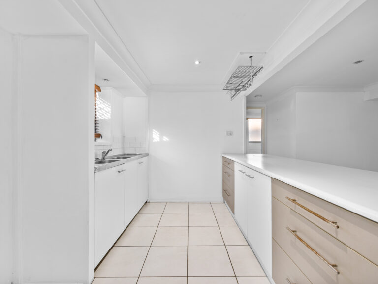 20 Geraldine Avenue, North Ipswich QLD 4305