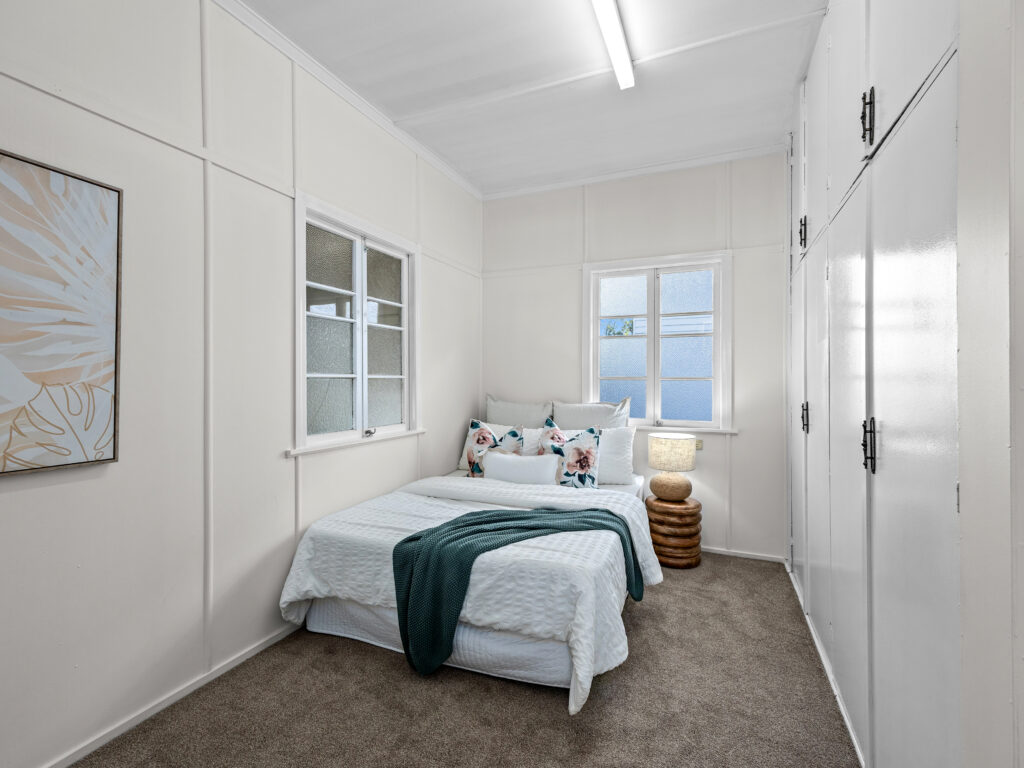 19 Kitchener Street, Booval, QLD 4304
