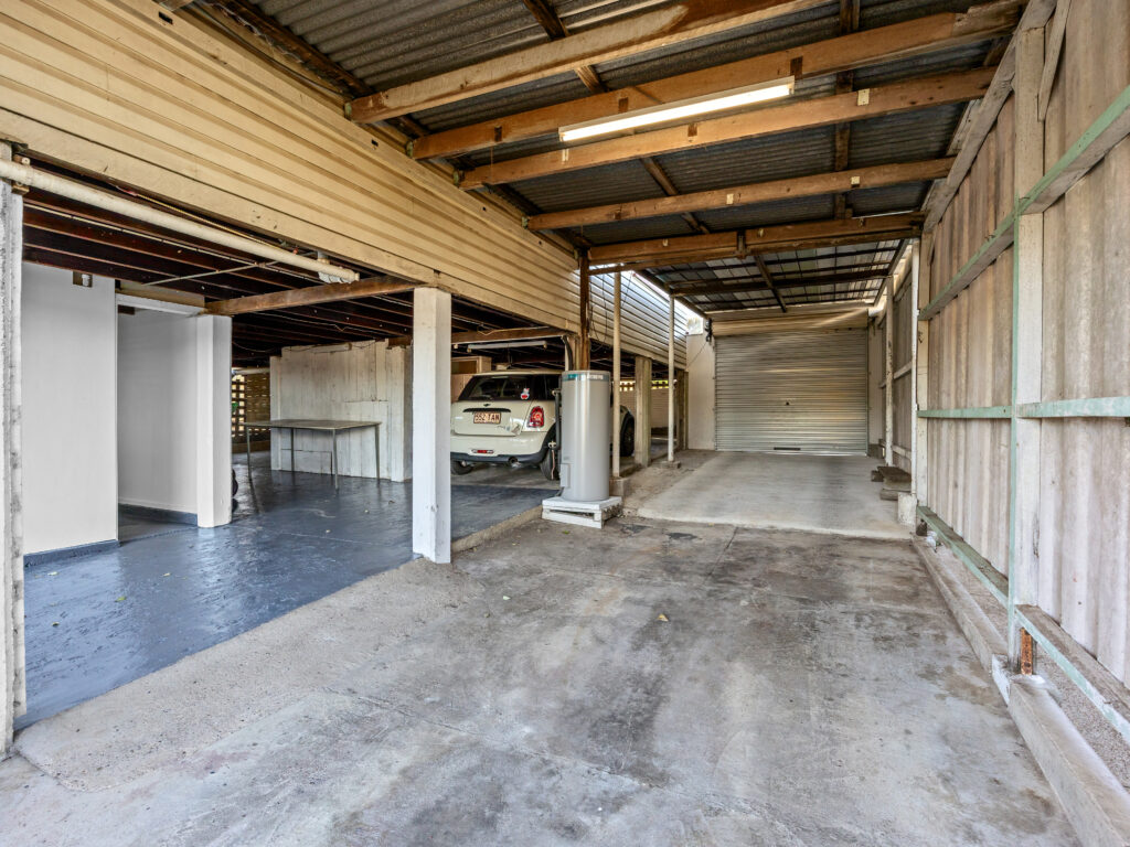 19 Kitchener Street, Booval, QLD 4304