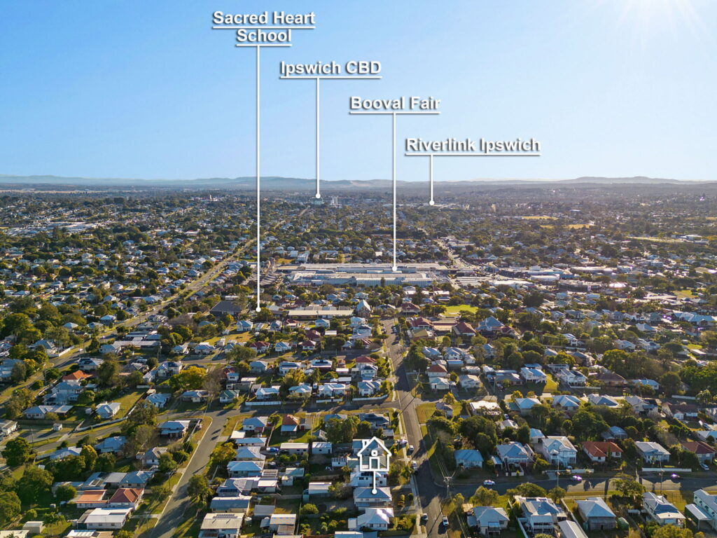 19 Kitchener Street, Booval, QLD 4304