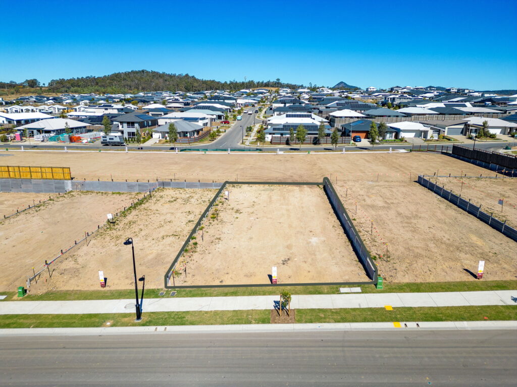 4369/59 Tomaree Road, White Rock, QLD 4306