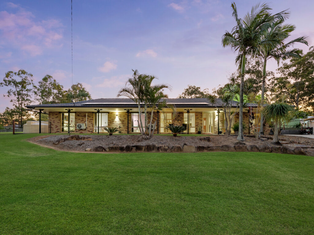 29 Gabbinbar Court, Pine Mountain, QLD 4306