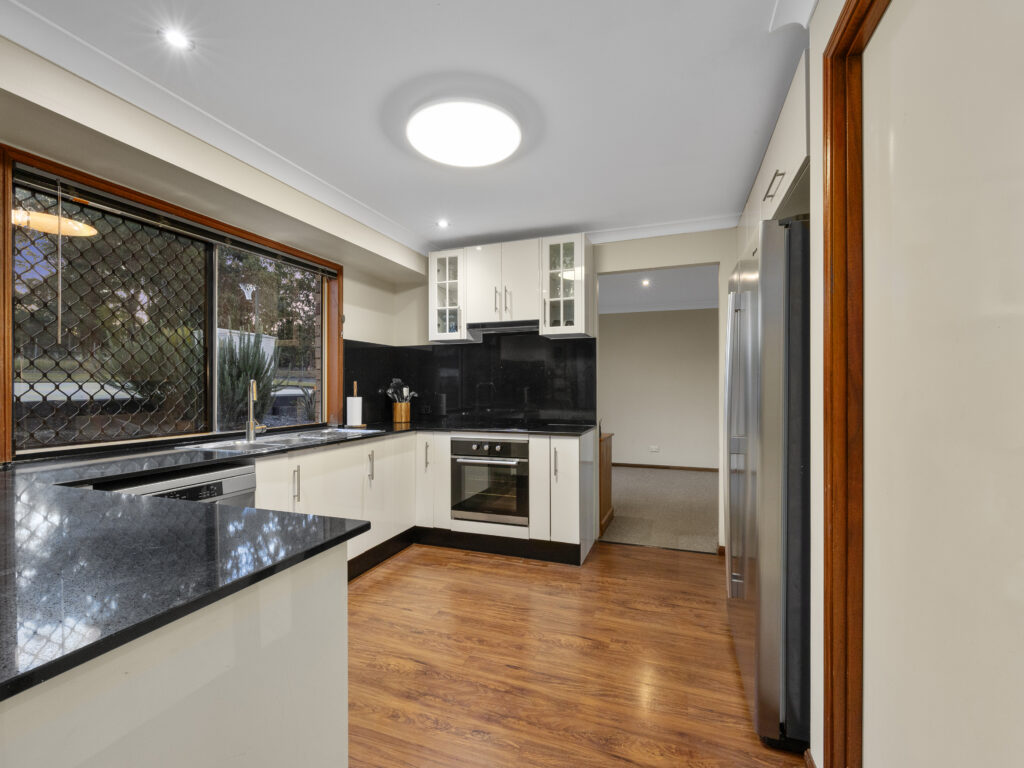 29 Gabbinbar Court, Pine Mountain, QLD 4306