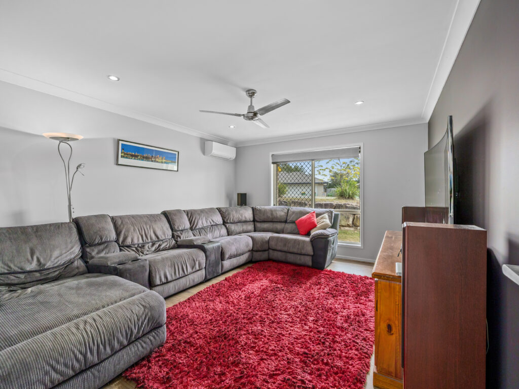 1 Trevor Street, Bellbird Park, QLD 4300