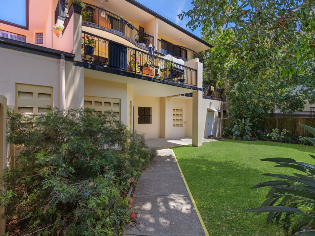14/2-4 Henry Street, Redcliffe, QLD 4020