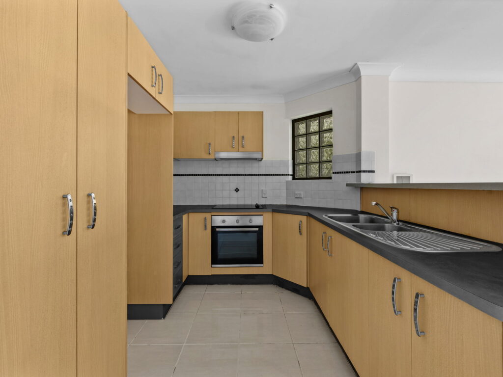 14/2-4 Henry Street, Redcliffe, QLD 4020