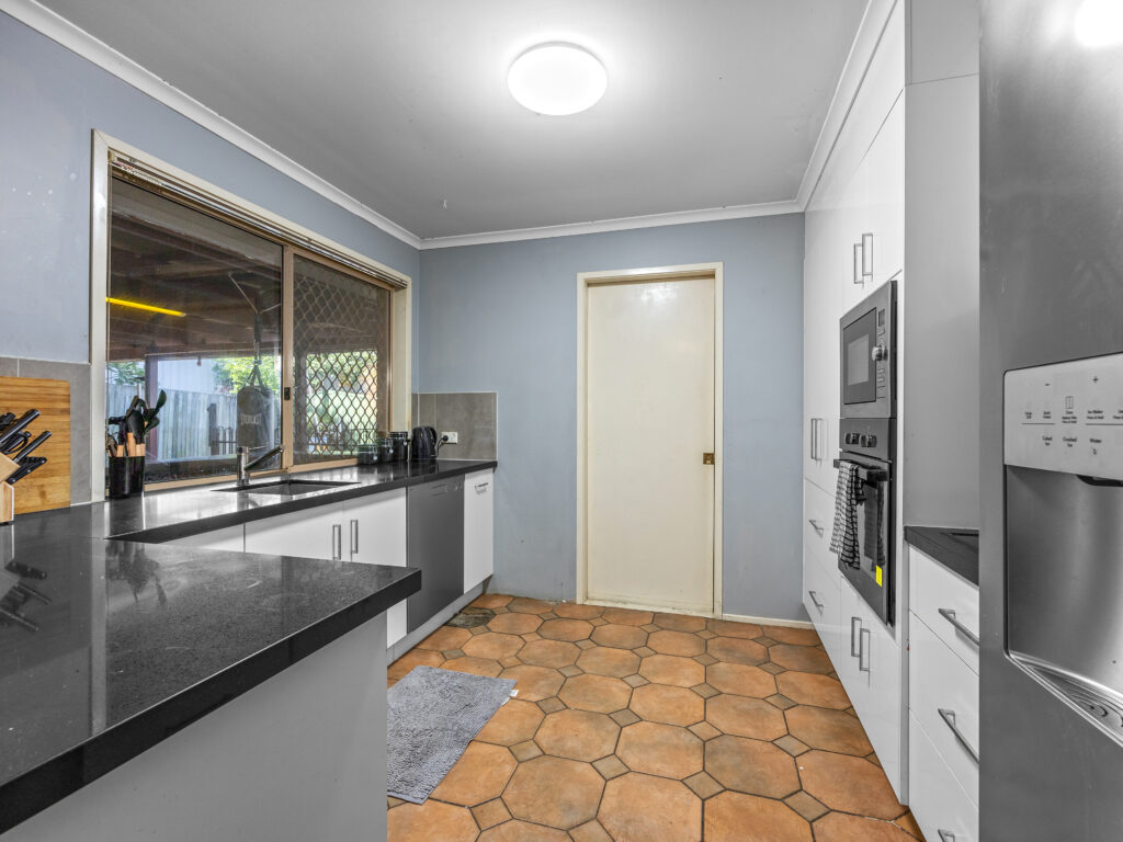 20 Haswell Court, Raceview, QLD 4305
