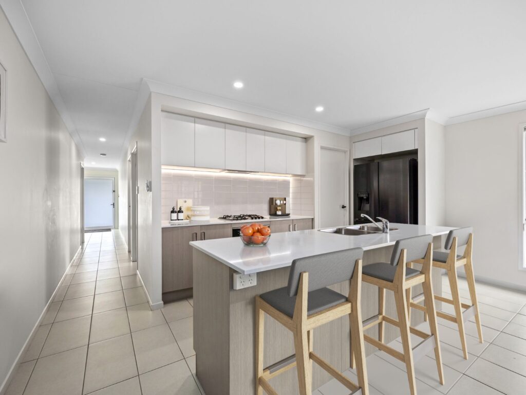 4 Gibson Street, White Rock, QLD 4306