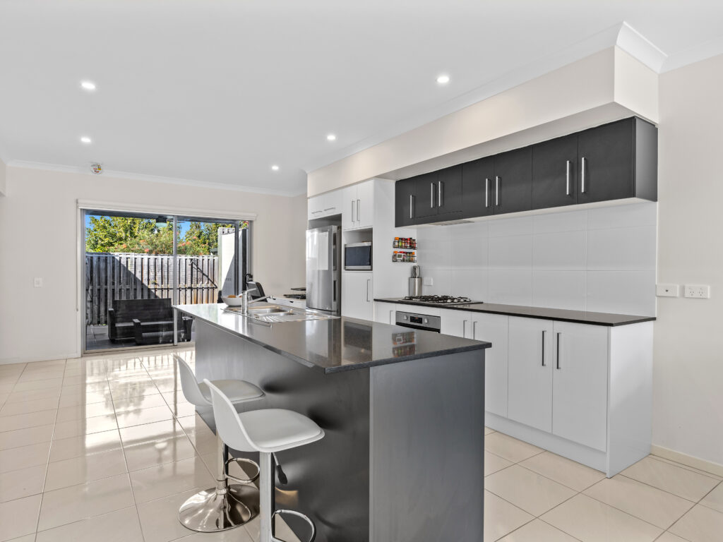 5 Waterfern Way, Ripley, QLD 4306