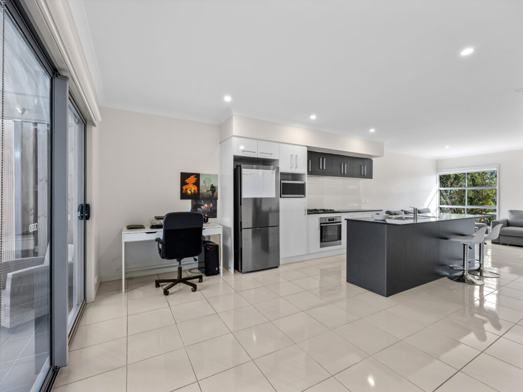 5 Waterfern Way, Ripley, QLD 4306