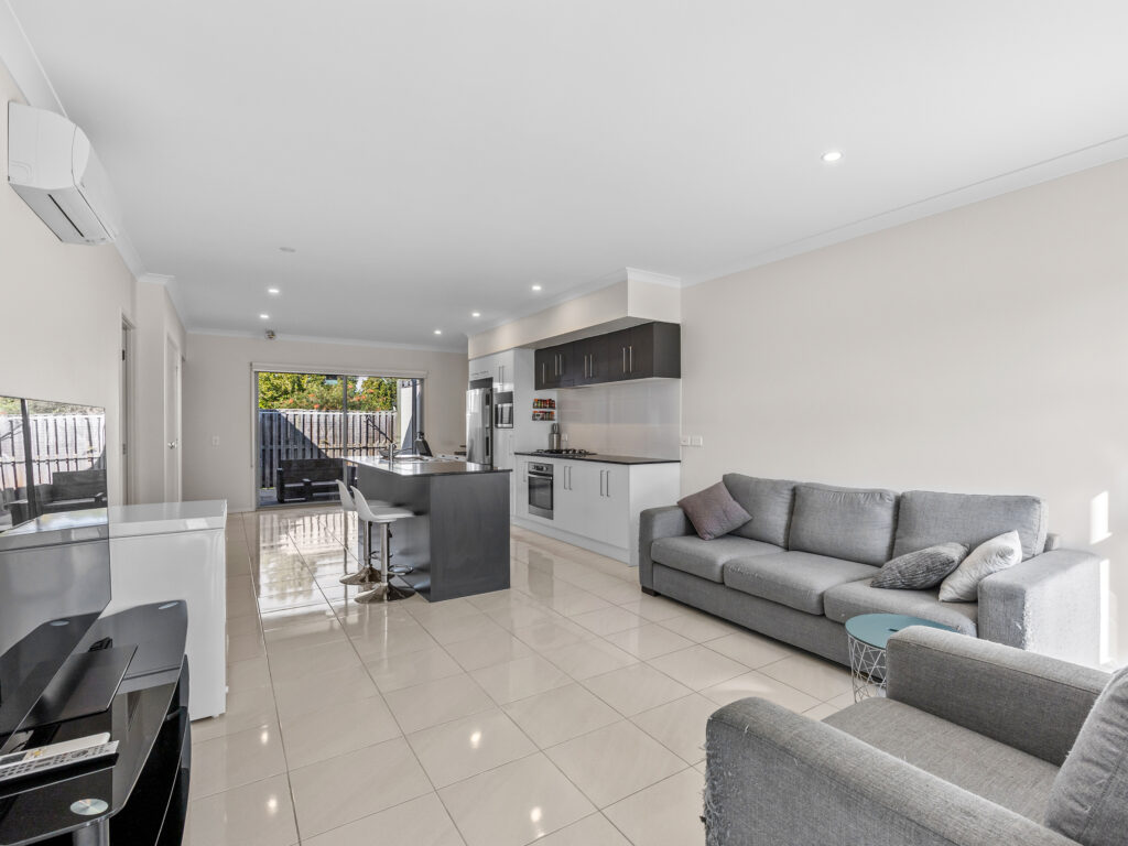 5 Waterfern Way, Ripley, QLD 4306