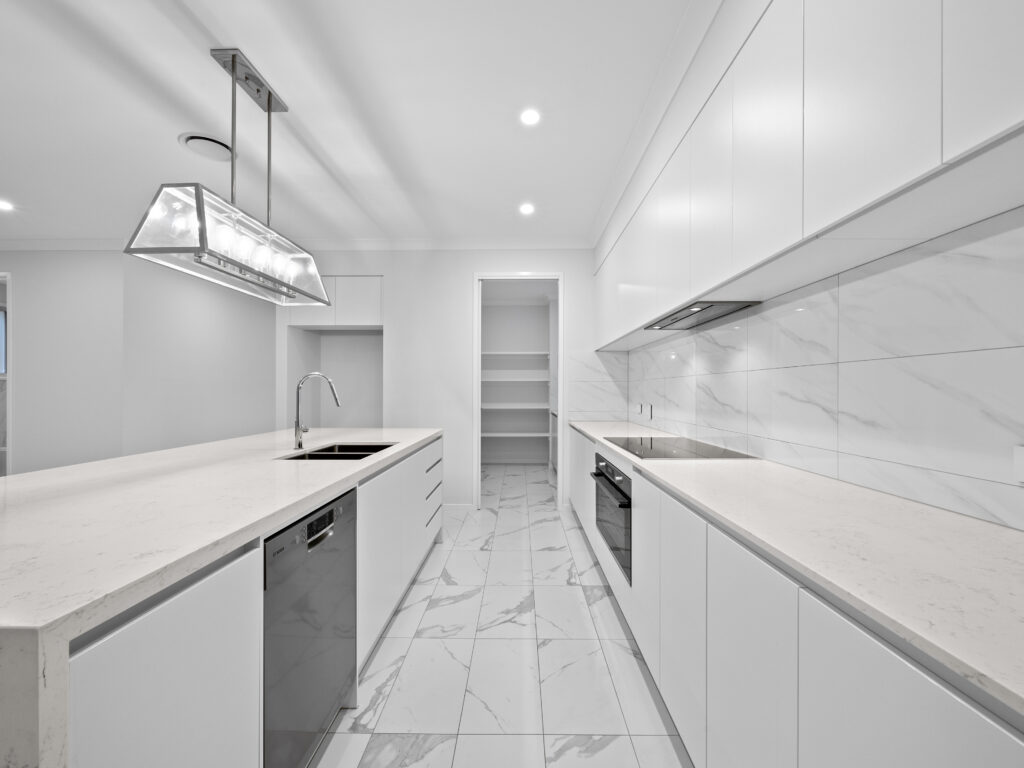 13 Senna Close, Pine Mountain, QLD 4306