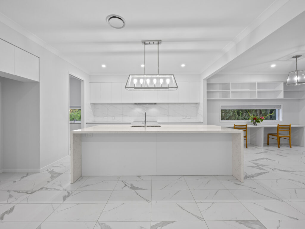 13 Senna Close, Pine Mountain, QLD 4306