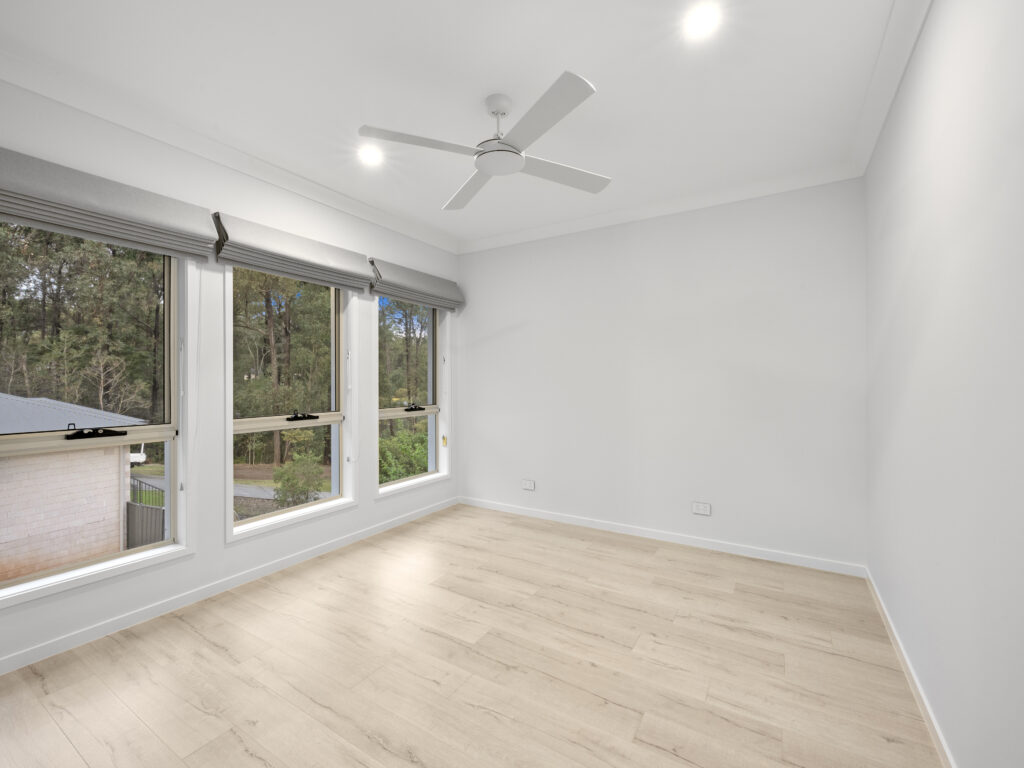 13 Senna Close, Pine Mountain, QLD 4306