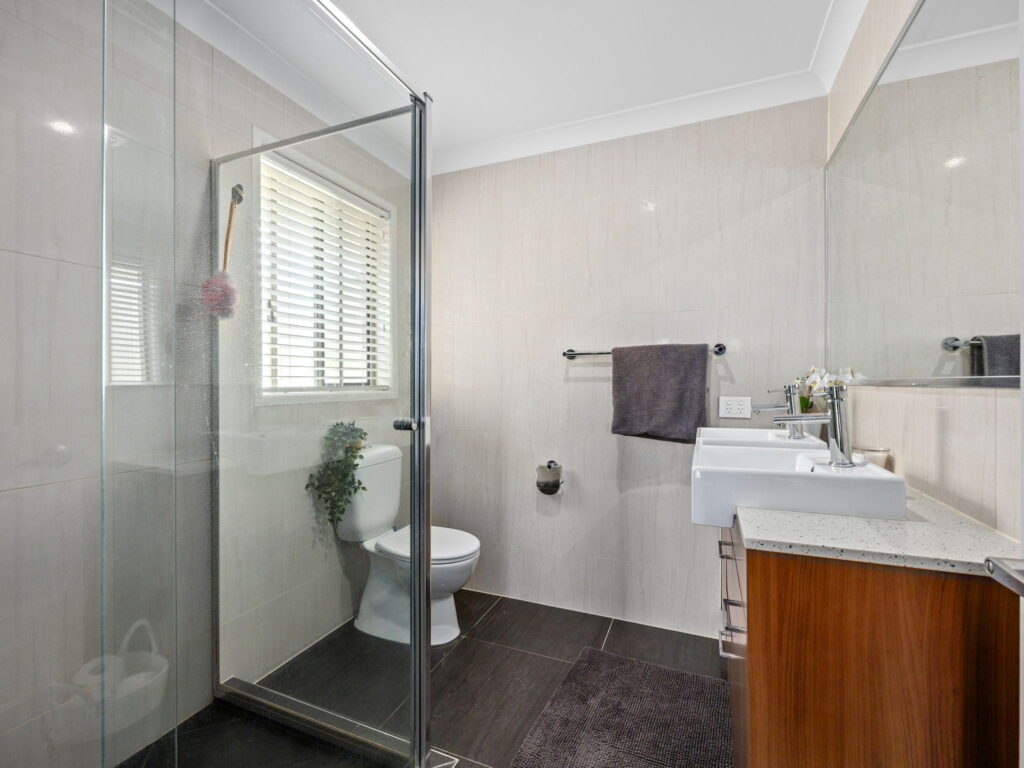 128 Owens Street, Marburg, QLD 4346