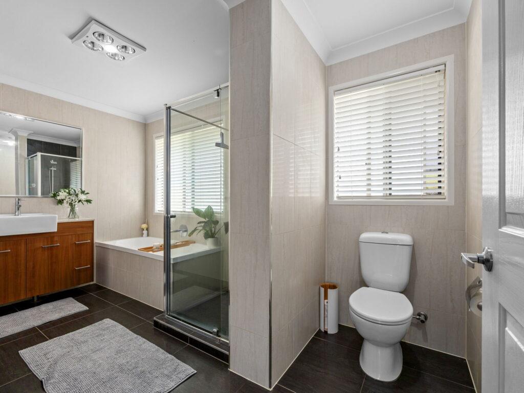 128 Owens Street, Marburg, QLD 4346