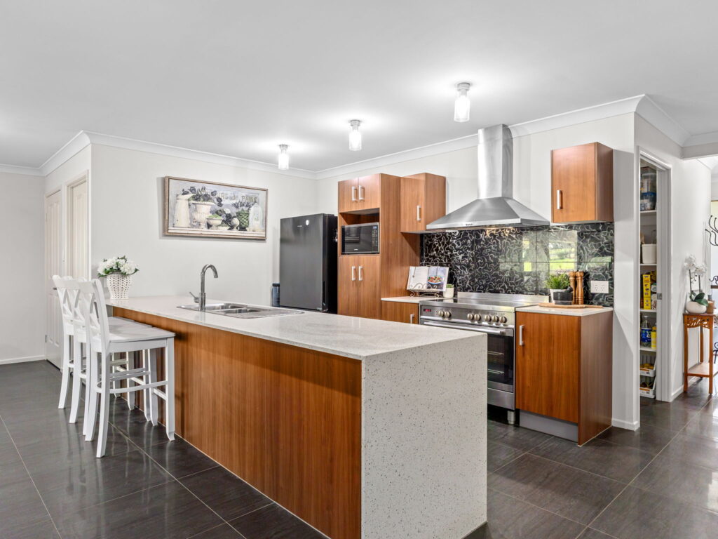 128 Owens Street, Marburg, QLD 4346