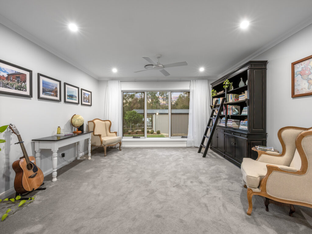 48 Hood Street, Karalee, QLD 4306