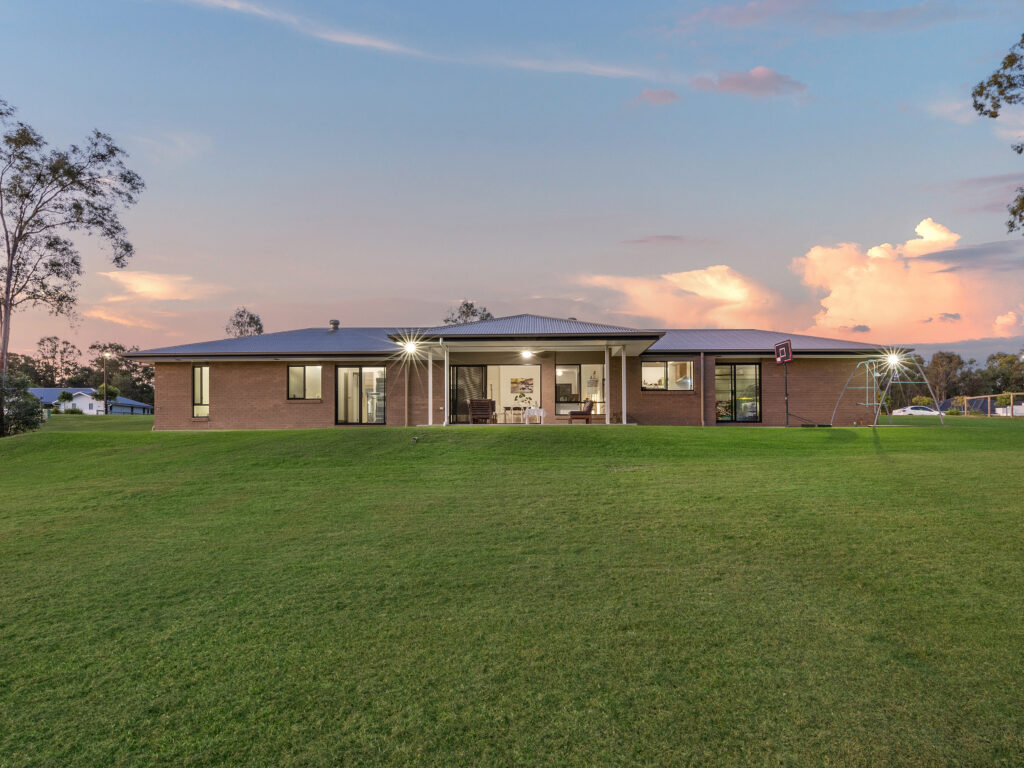 17 Habitat Place, Karalee, QLD 4306