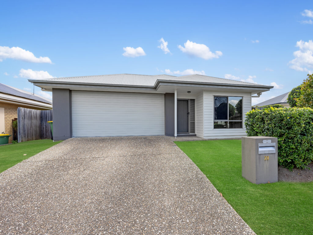 20 Leon Capra Drive, Augustine Heights, QLD 4300