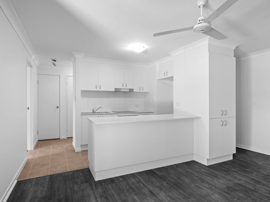 4/173 Warwick Road, Churchill, QLD 4305