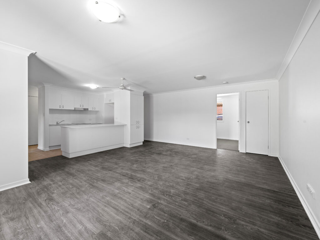4/173 Warwick Road, Churchill, QLD 4305