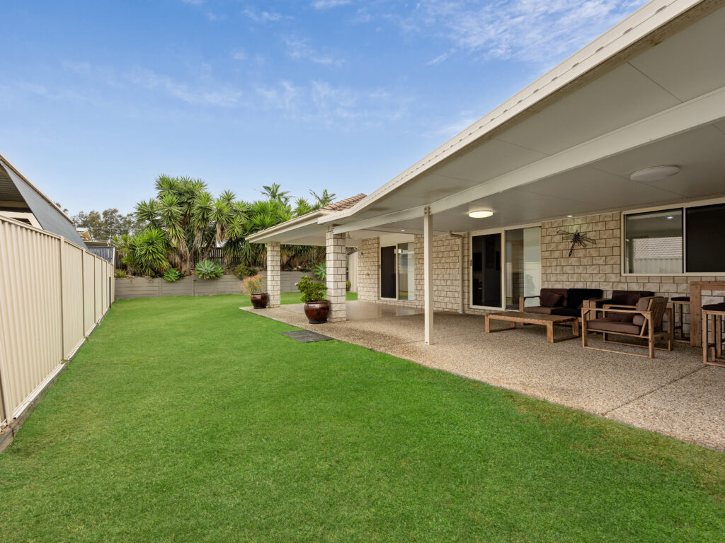 21 Piping Court, Raceview, QLD 4305