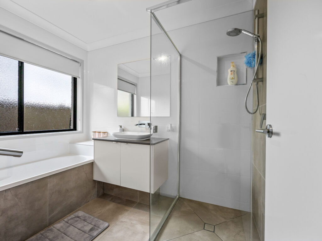 18 Lomond Street, South Ripley, QLD 4306